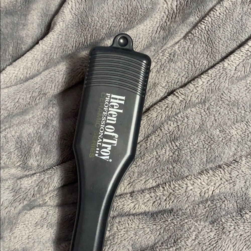 Flat iron